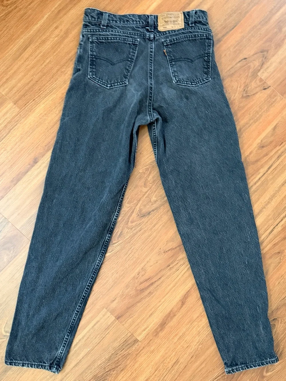 Levis inches l34